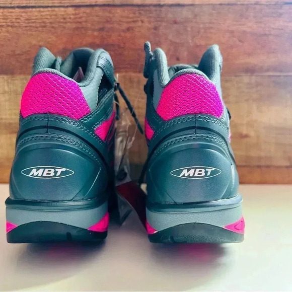 NWT MBT Akua 6S GTX Hiking Shoe - Picture 4 of 11